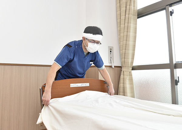 医療法人社団　敬寿会<br>介護老人保健施設　夢の樹の郷